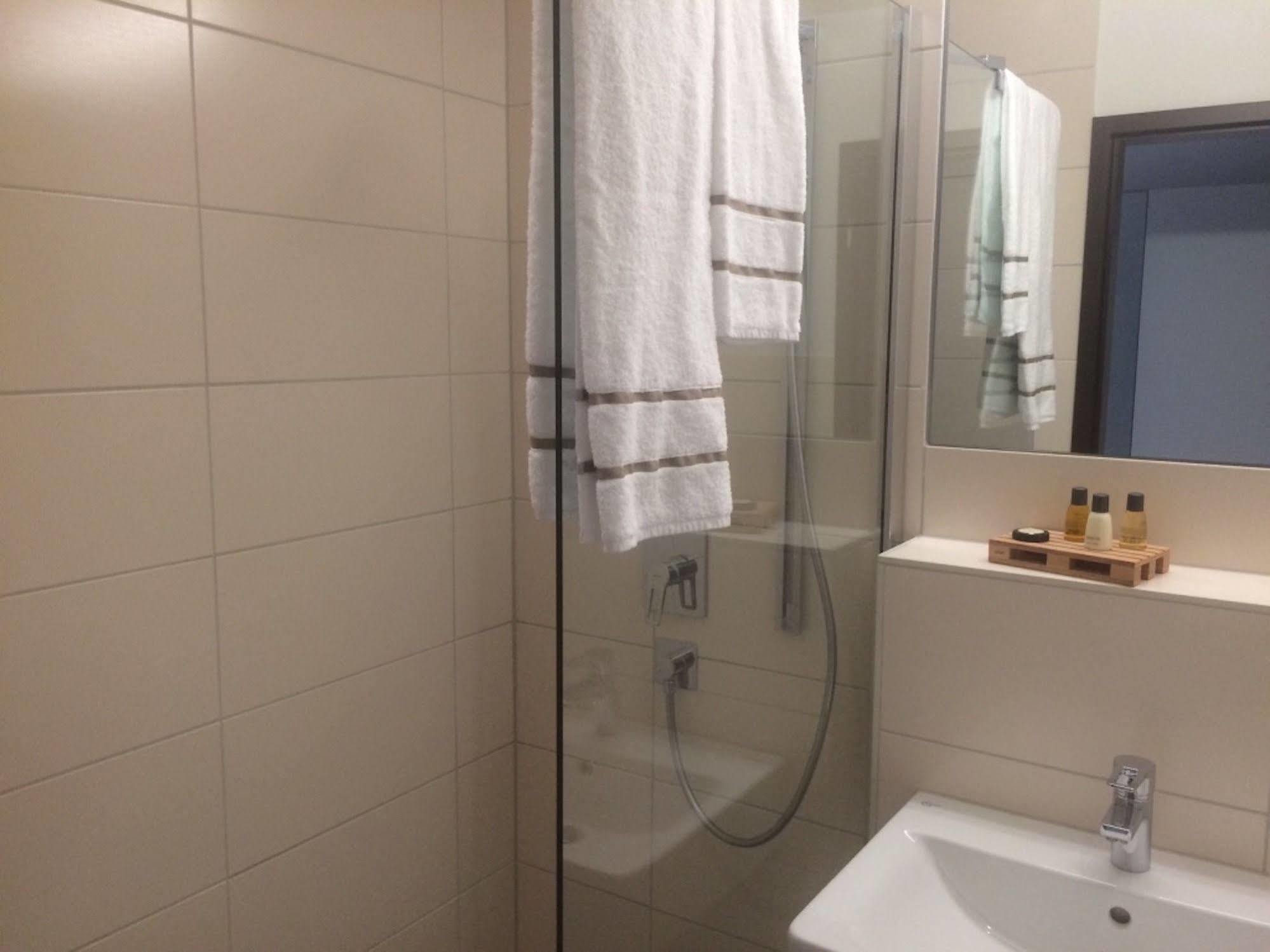 Hotel Am Engelberg 빈터바흐 외부 사진